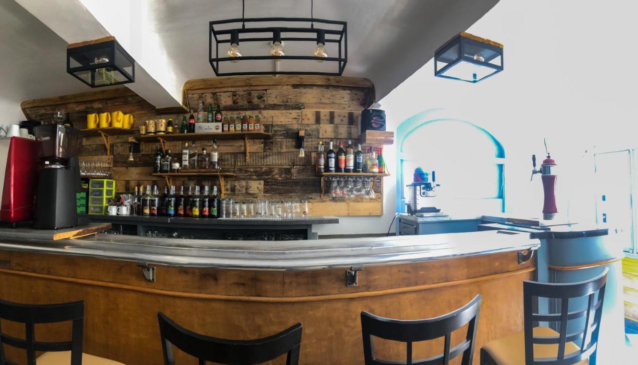 Logis Hotel Restaurant Metropole Mirande  Zewnętrze zdjęcie