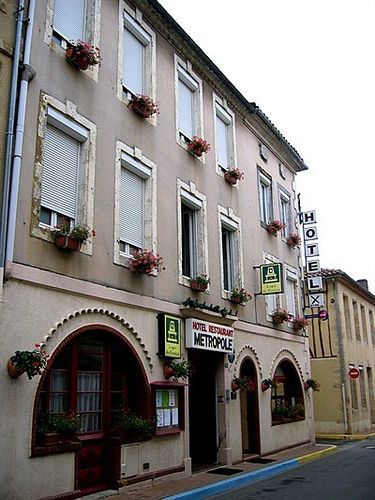 Logis Hotel Restaurant Metropole Mirande  Zewnętrze zdjęcie