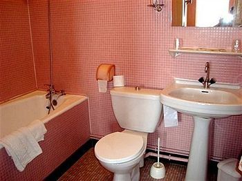 Logis Hotel Restaurant Metropole Mirande  Zewnętrze zdjęcie